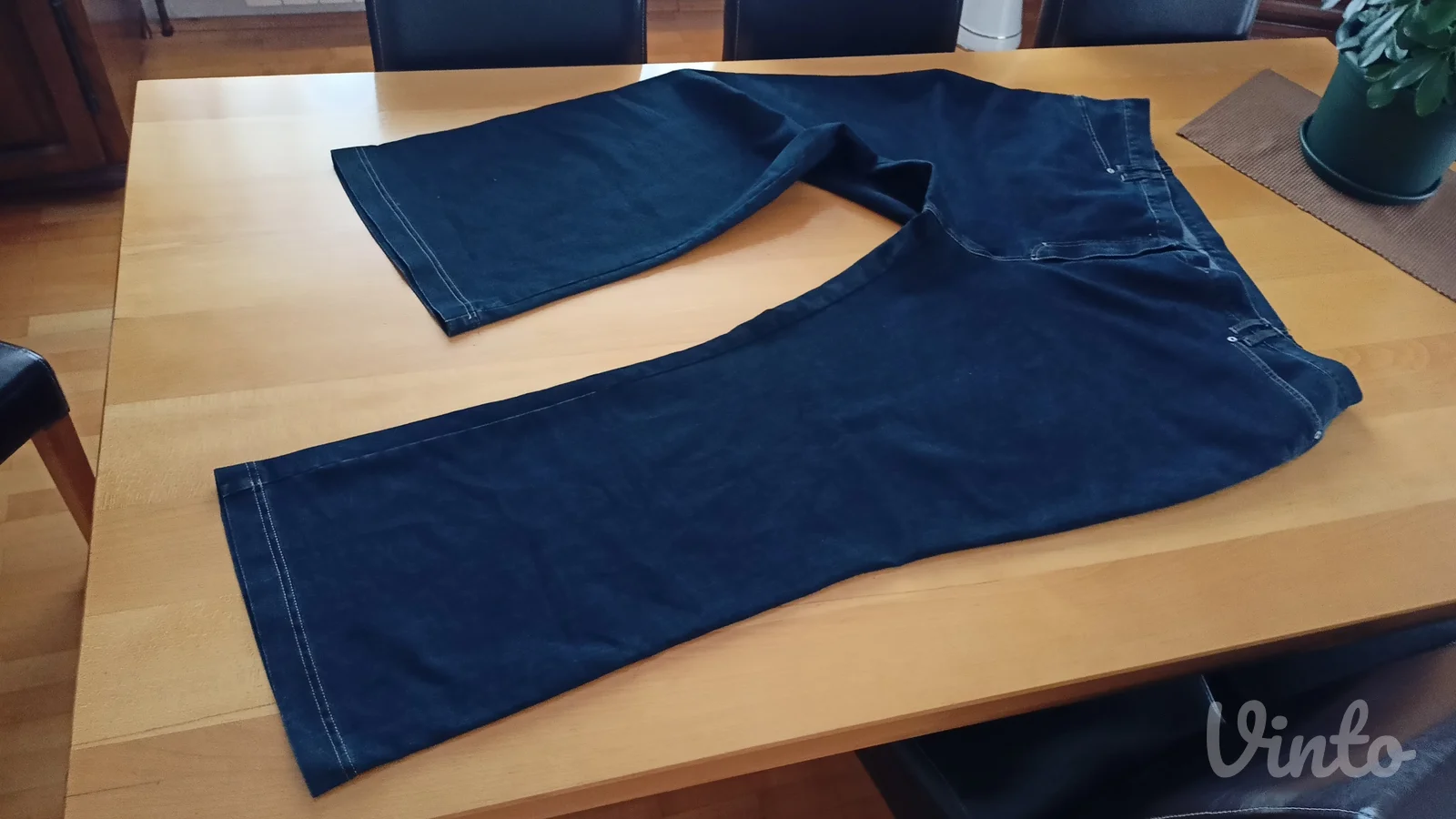Nove,za punije dame 4/5 xl moderne farmerice