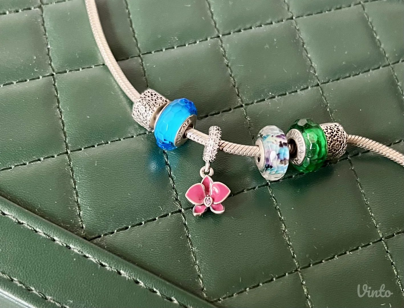 Original Pandora orhideja privezak