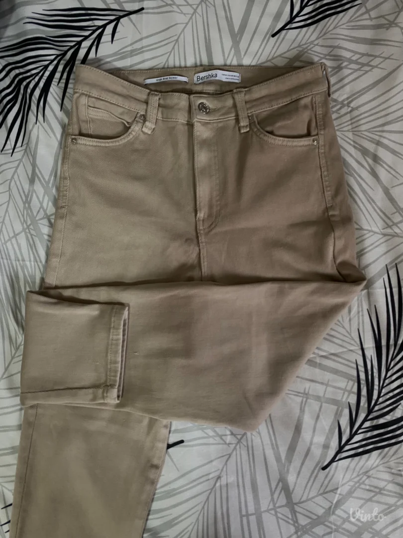 Bershka- ženske skinny farmerke