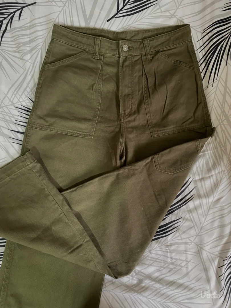 H&M- zenske pantalone