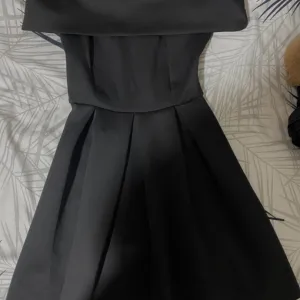 Crna haljina, butik by me