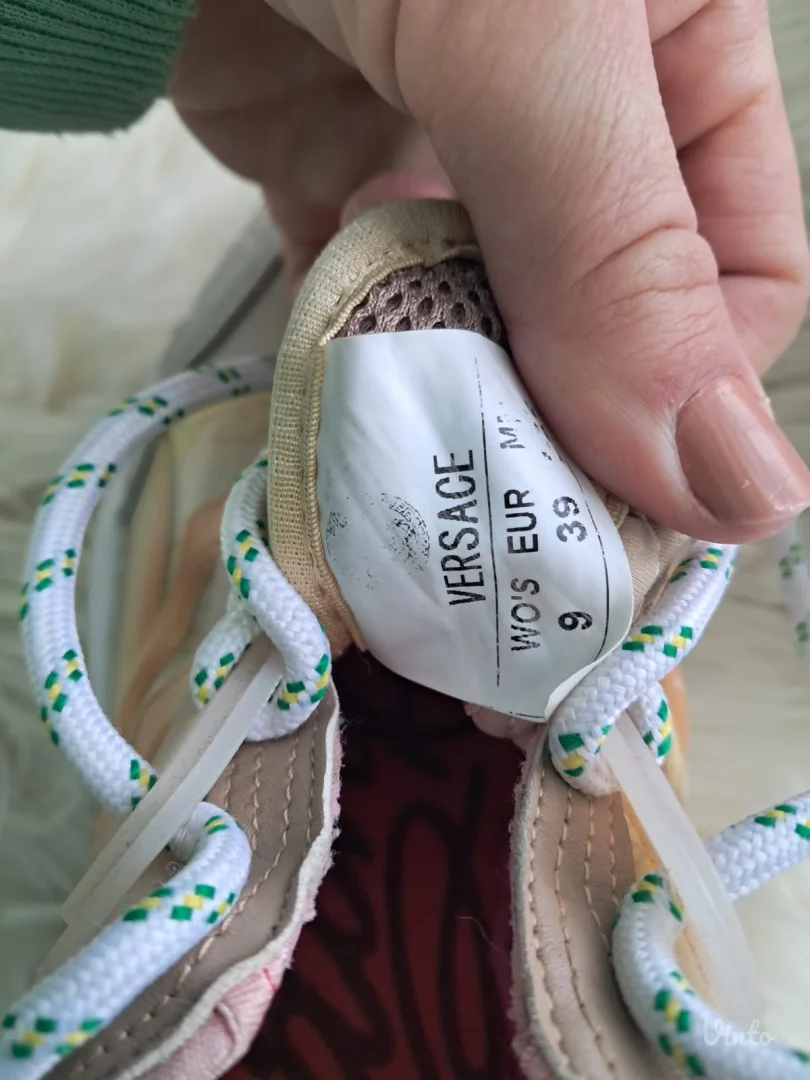 Versace chain reaction patike