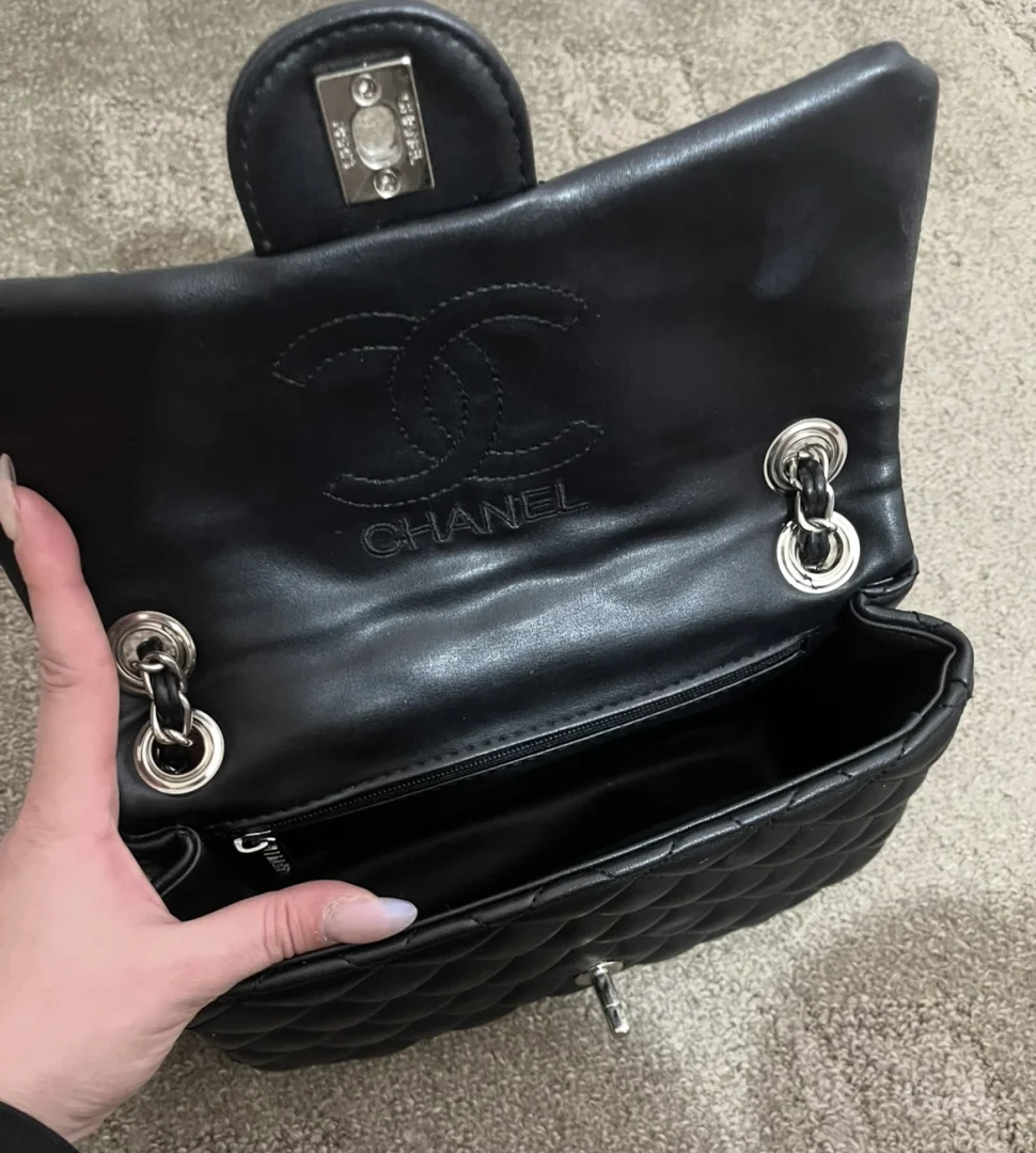 Crna torba od prave koze Chanel replika nova