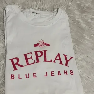 Replay bela majica