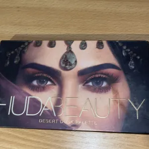 Original Huda beauty senke
