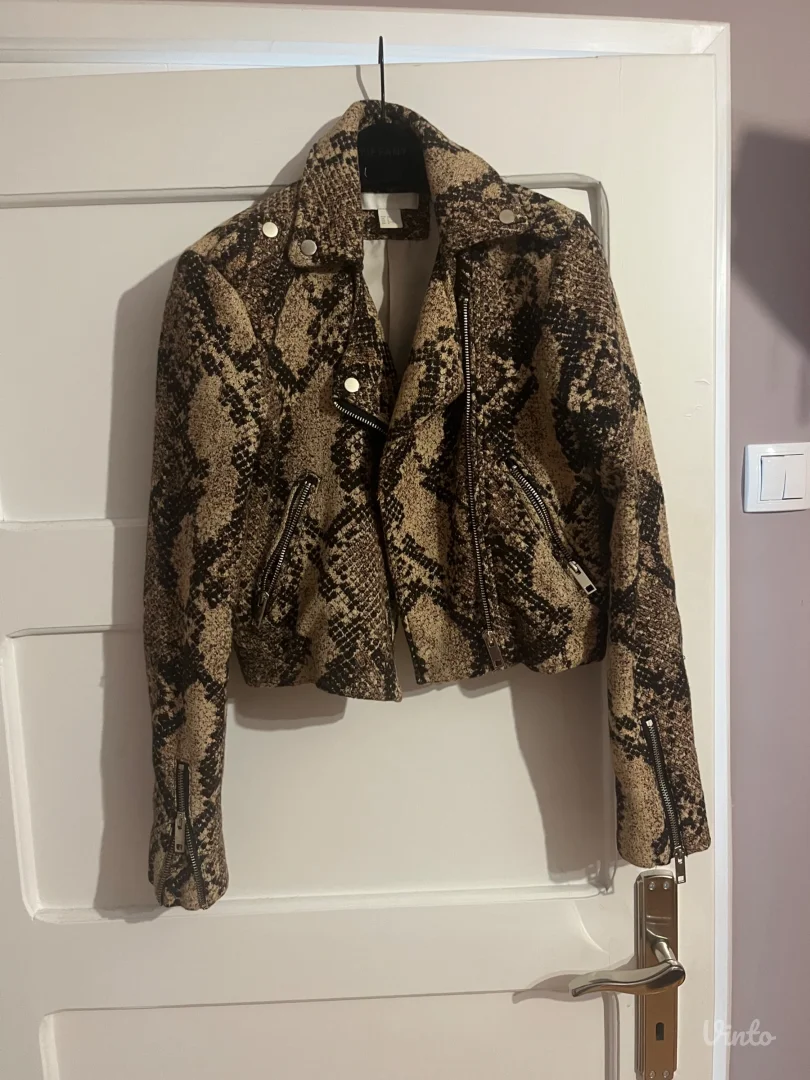 H&M jaknica