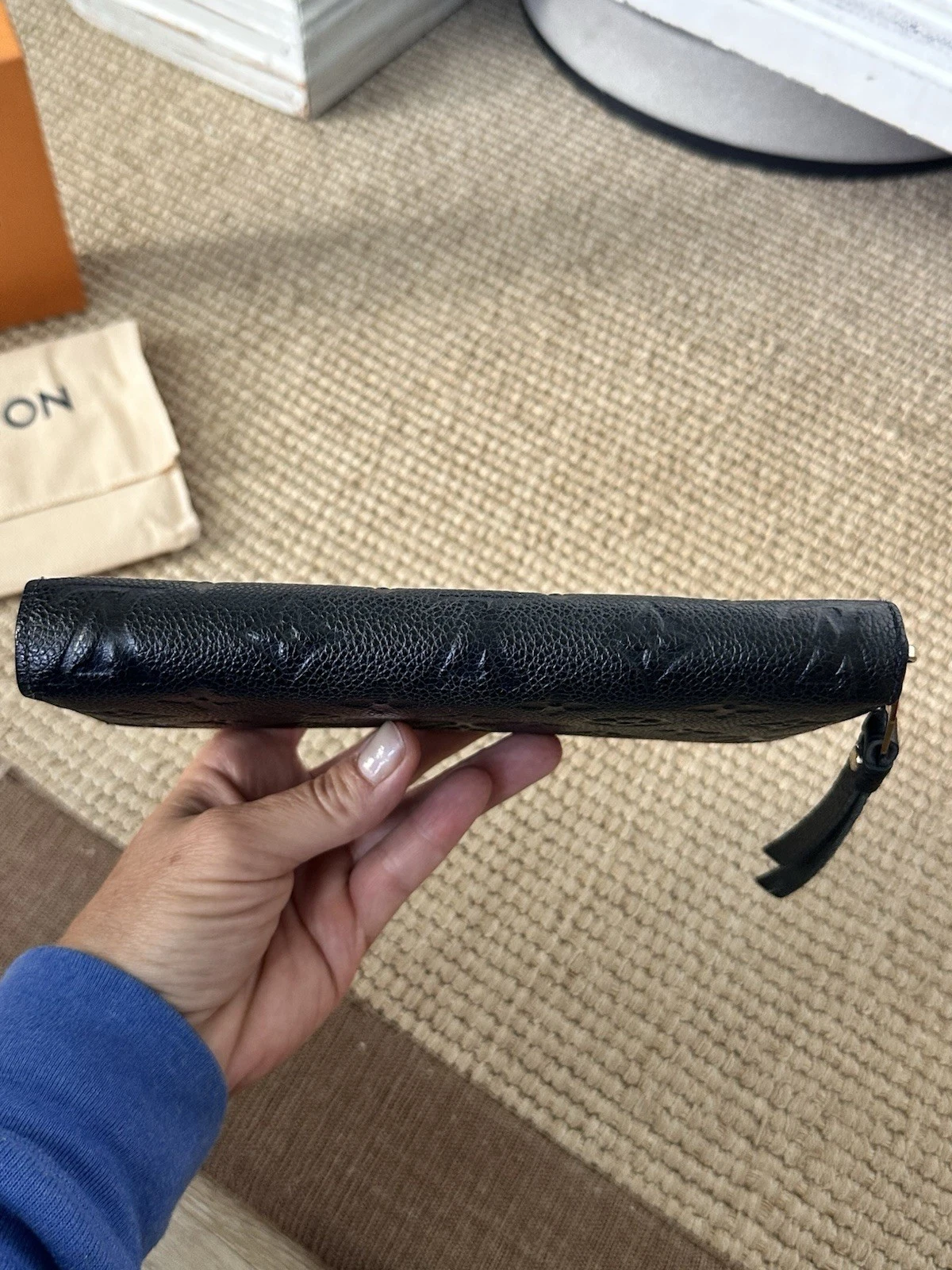 Louis Vuitton Crni Ženski Novčanik