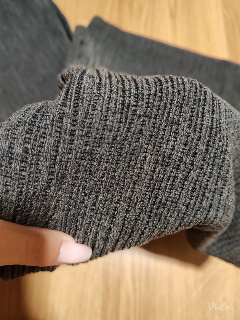 Reserved ženske pantalone