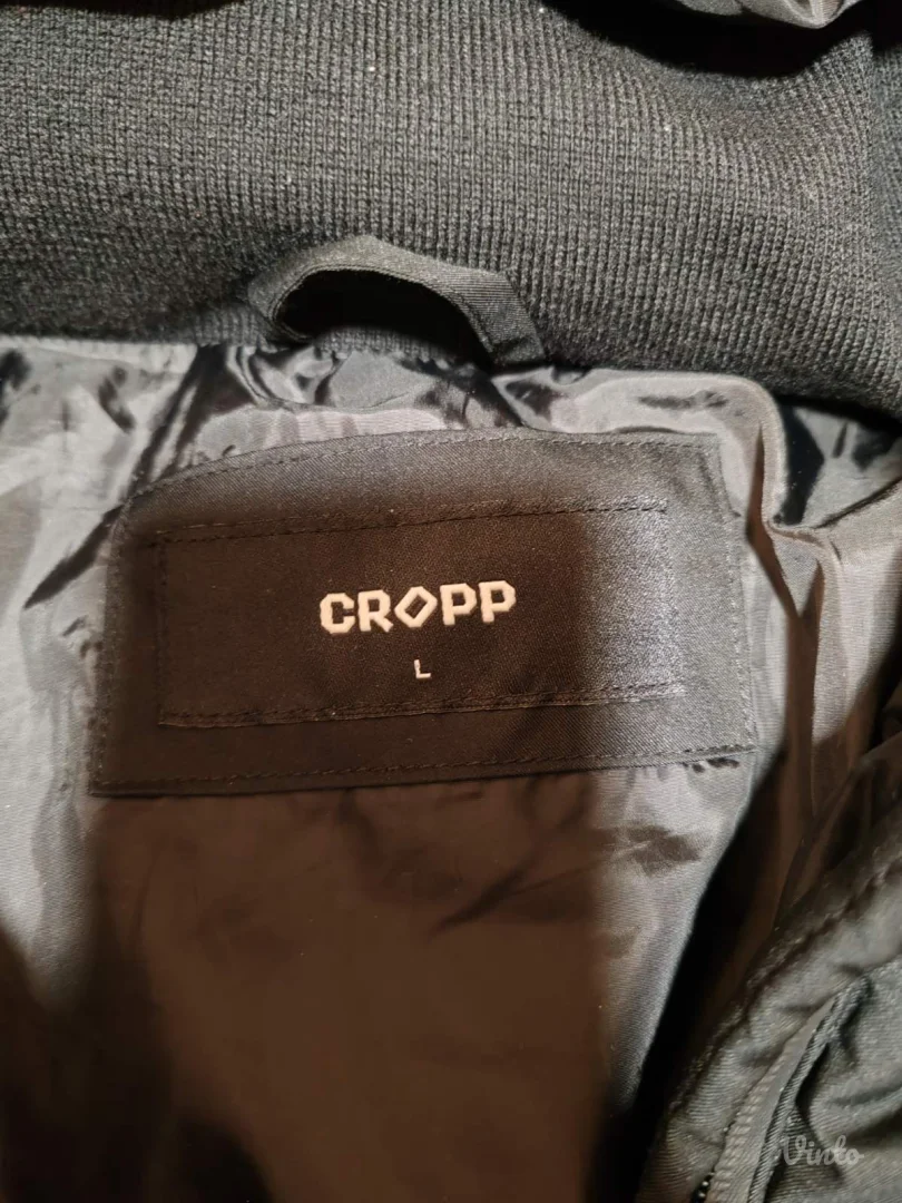 Cropp kratka perjana jakna