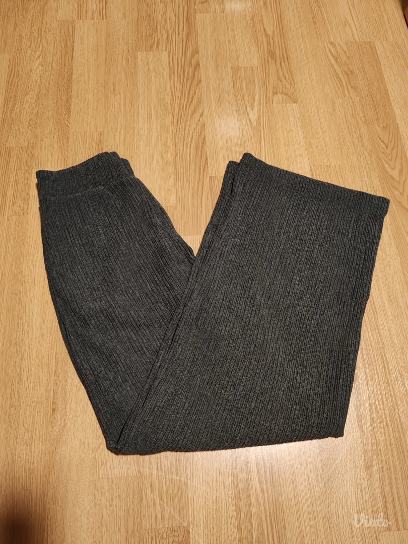 Reserved ženske pantalone