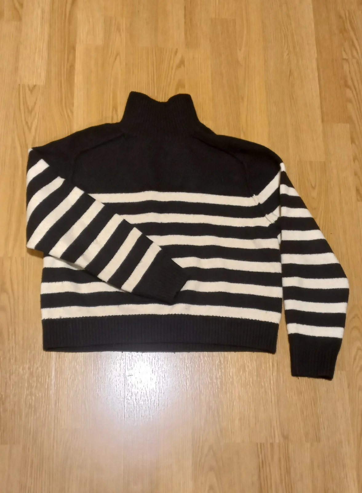 H&m džemper