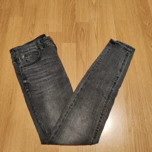 Stradivarius ženske farmerice