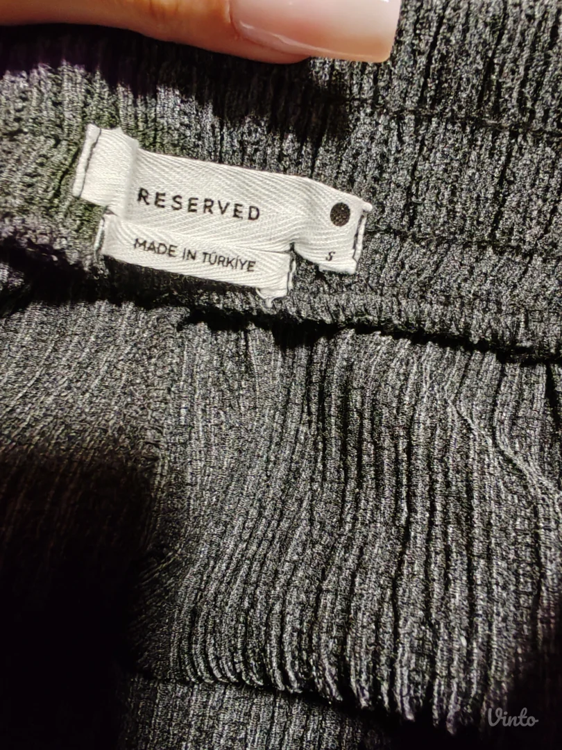 Reserved ženske pantalone