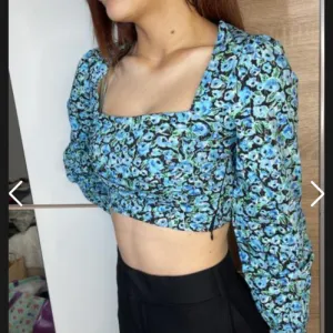 Bershka crop top