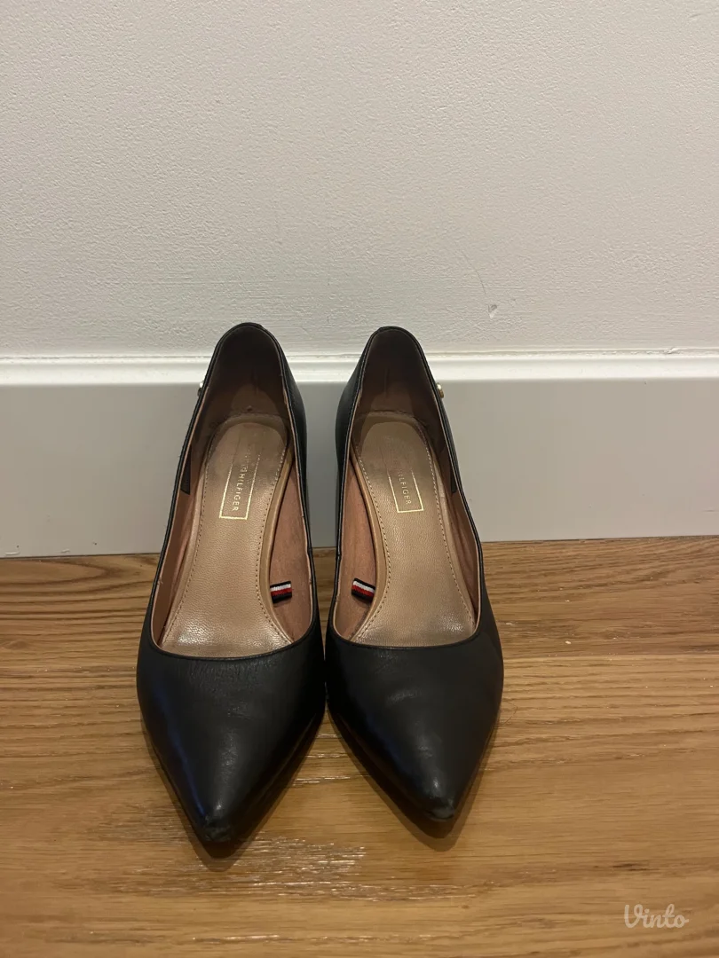 Salonke-Tommy hilfiger