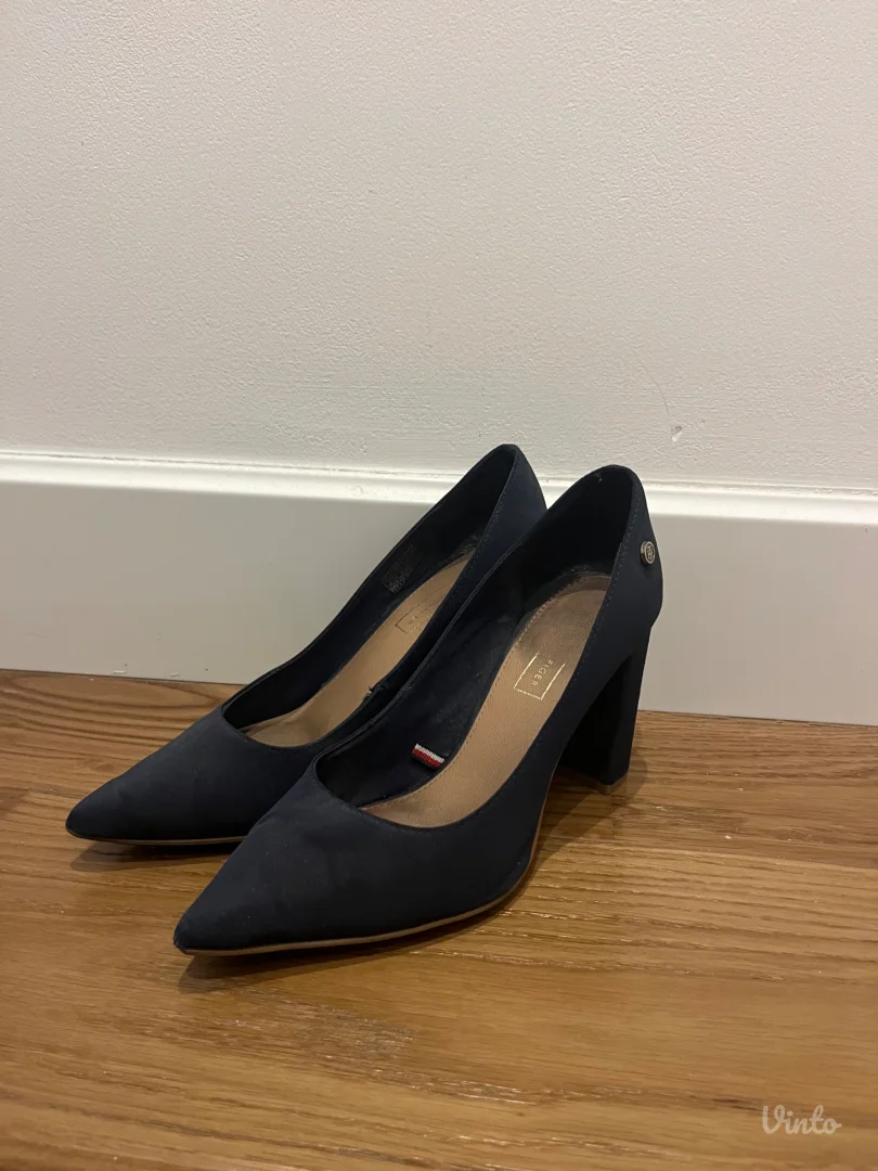 Salonke-Tommy hilfiger