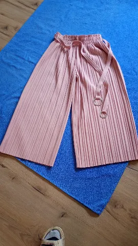 Roze pantalone