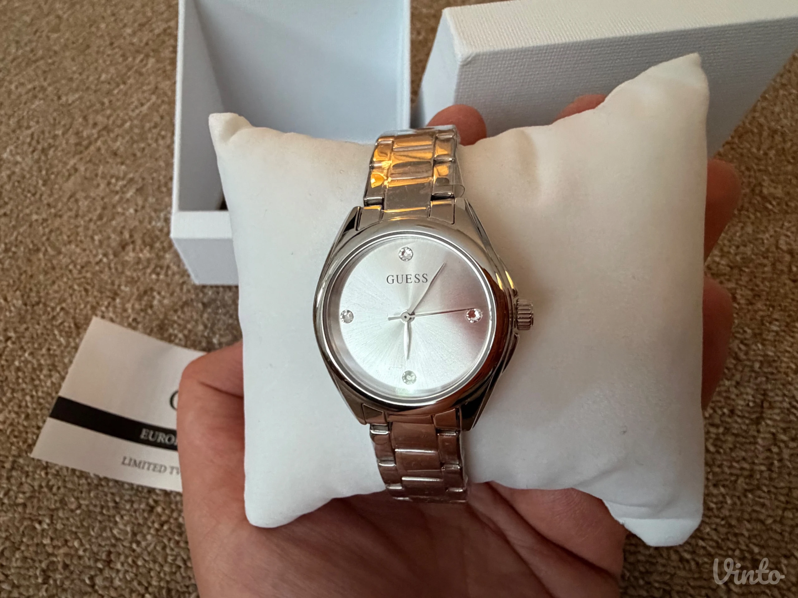 Guess sat novi original