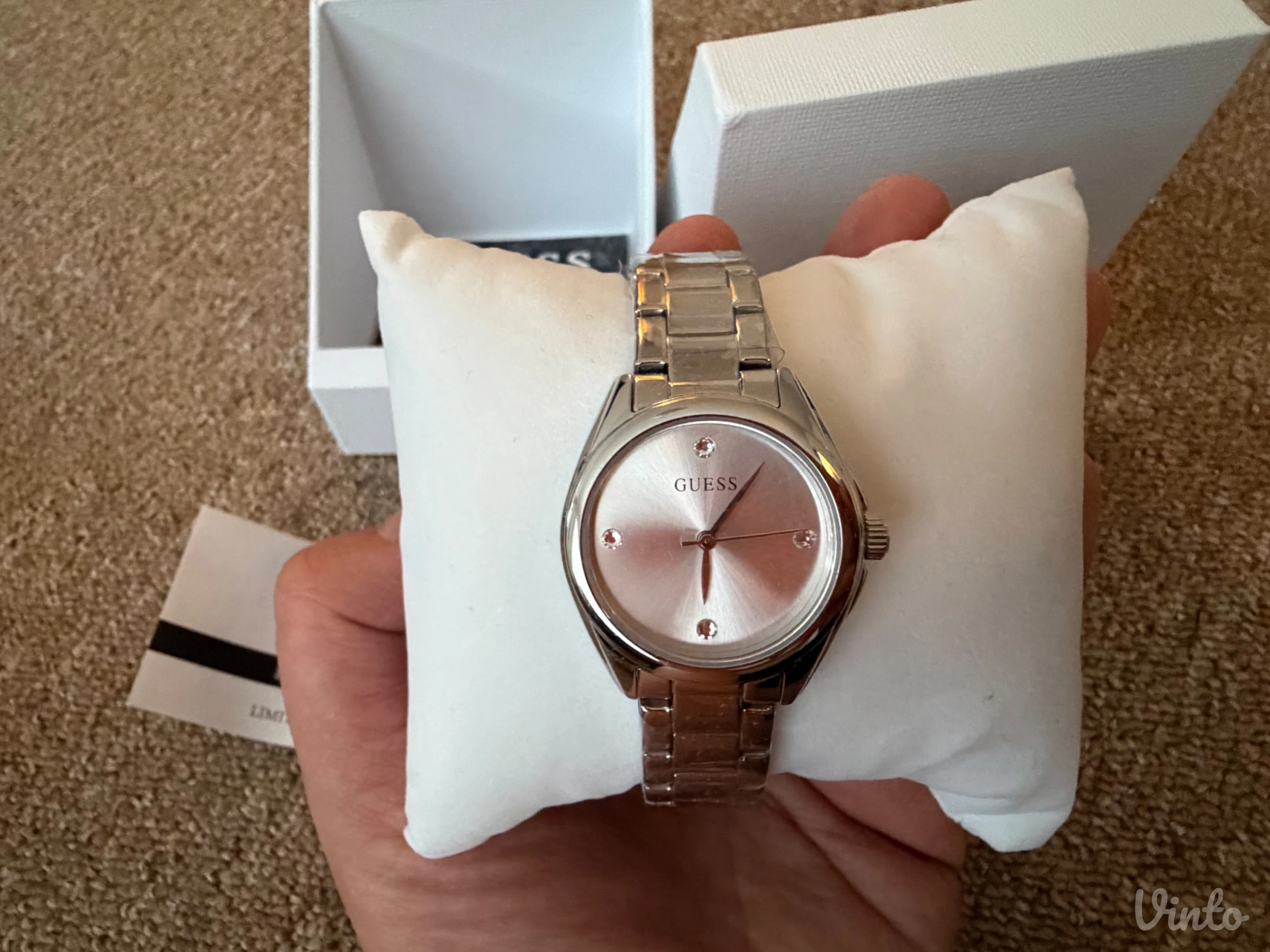 Guess sat novi original