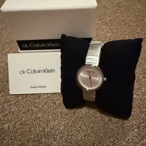 Calvin Klein Swiss Made zenski sat