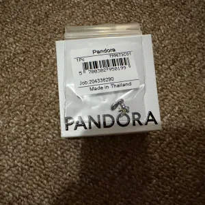Pandora ME “Cool Banana” mini privesak