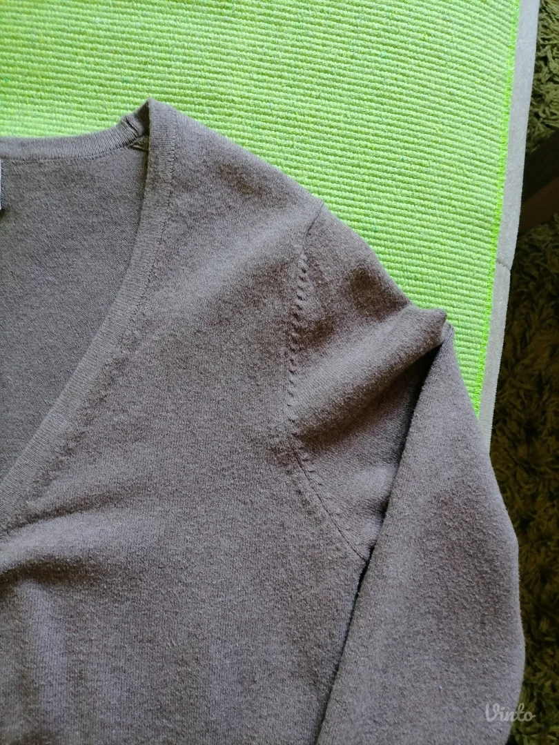 Tanji svetlo braon džermperić