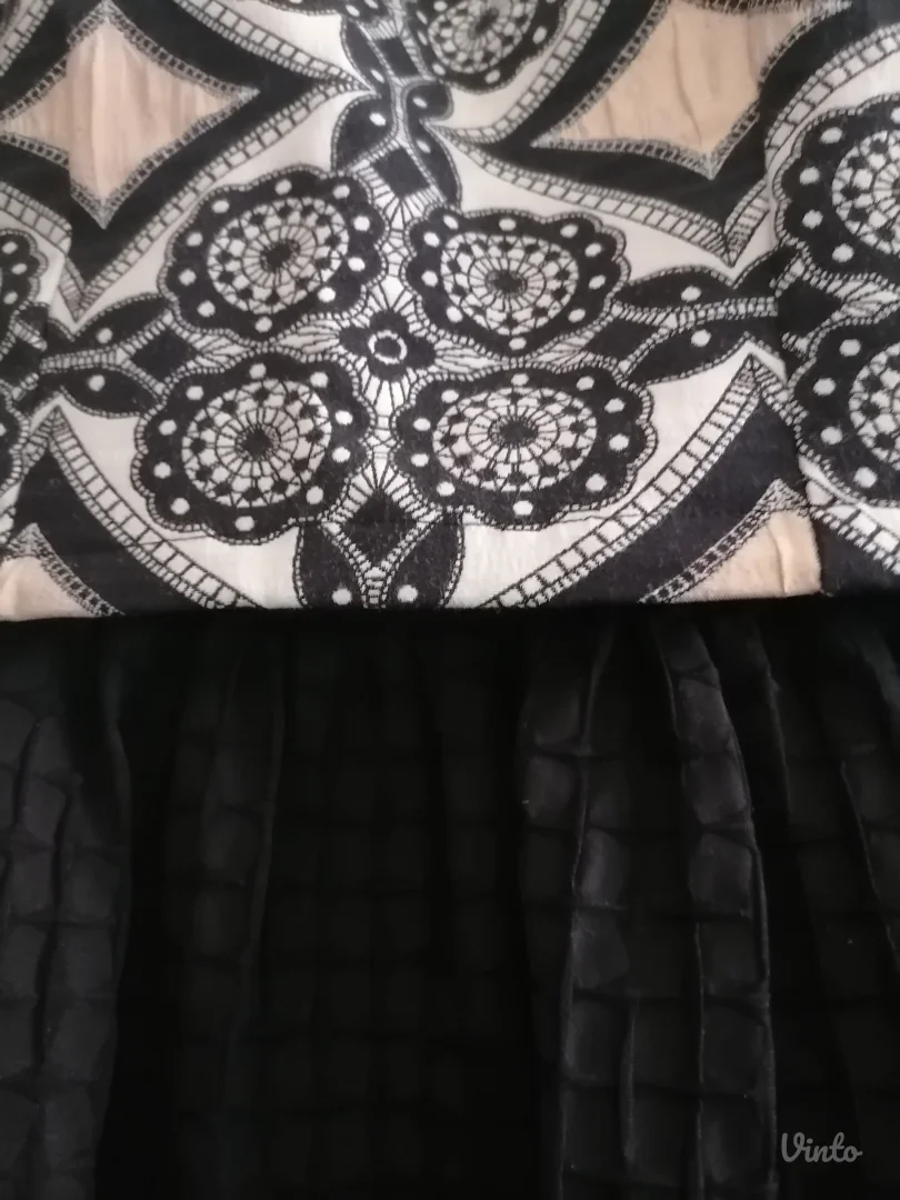 Nova elegantna haljinica