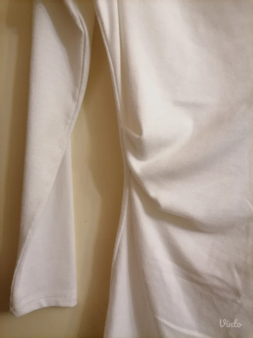 Bela asimetrična duža bluza