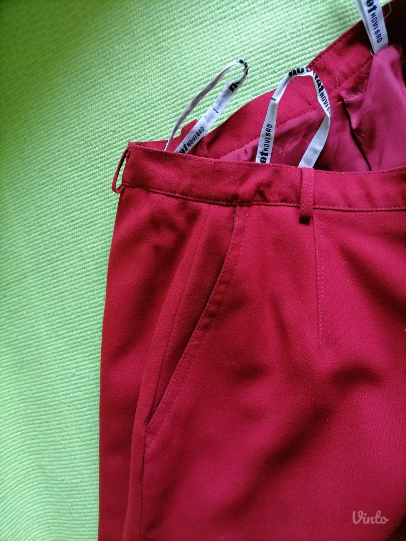 Vintage suknja Novitet 40