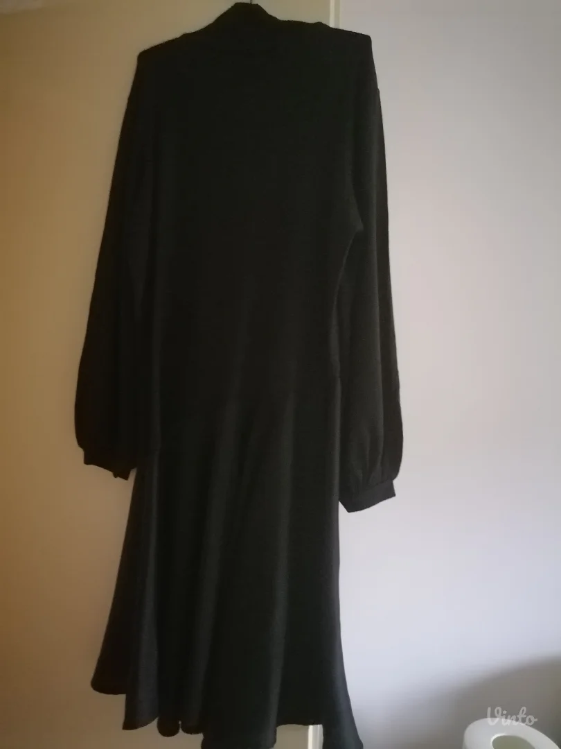 Crna haljina Zara L