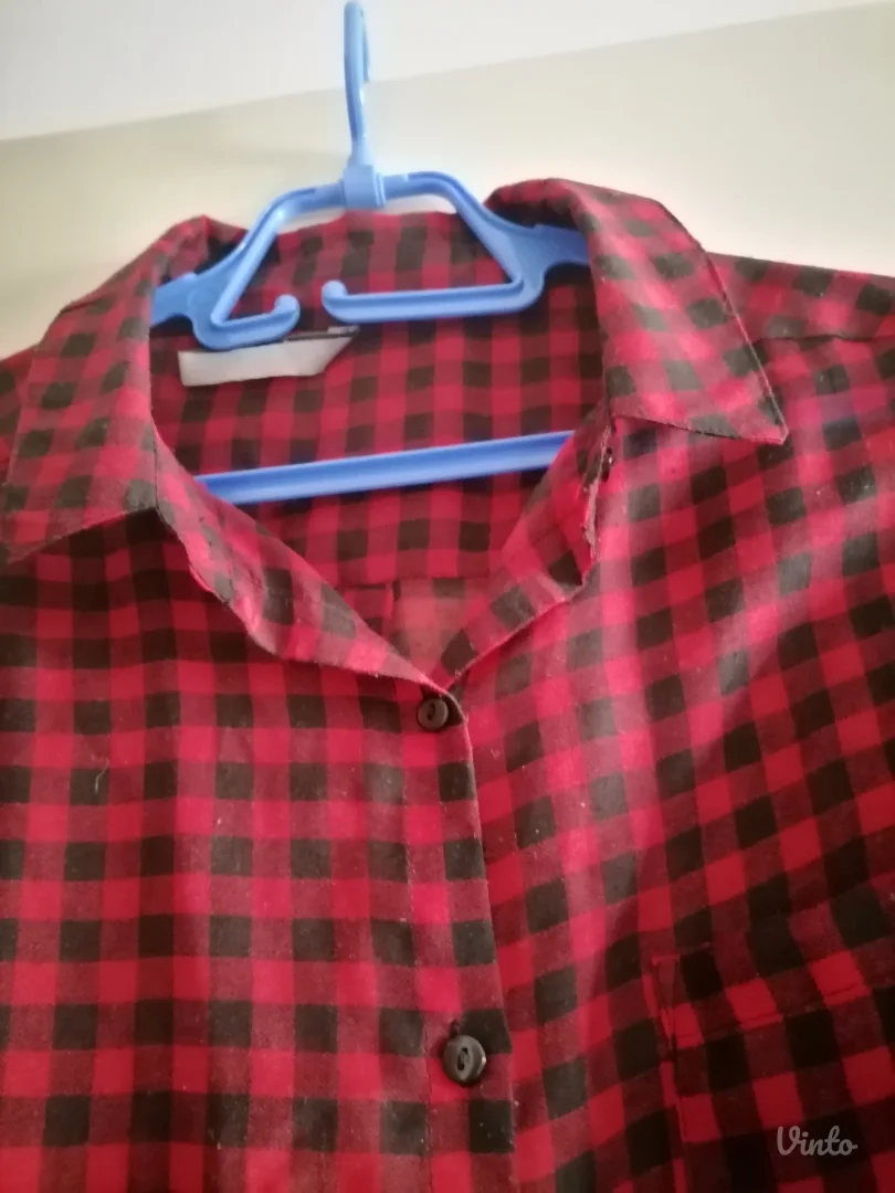 Tanja crveno-crna košuljica Stradivarius M