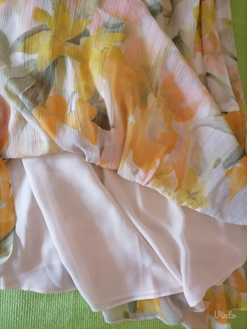 Cvetna haljina Zara m