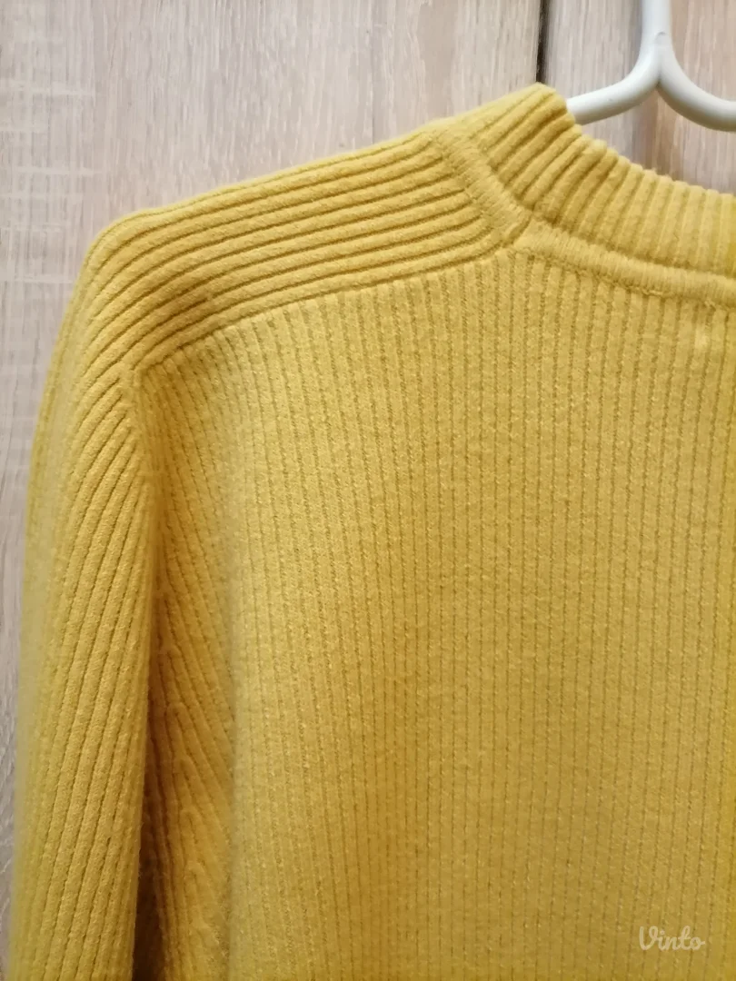 Duži žuti džemper 40