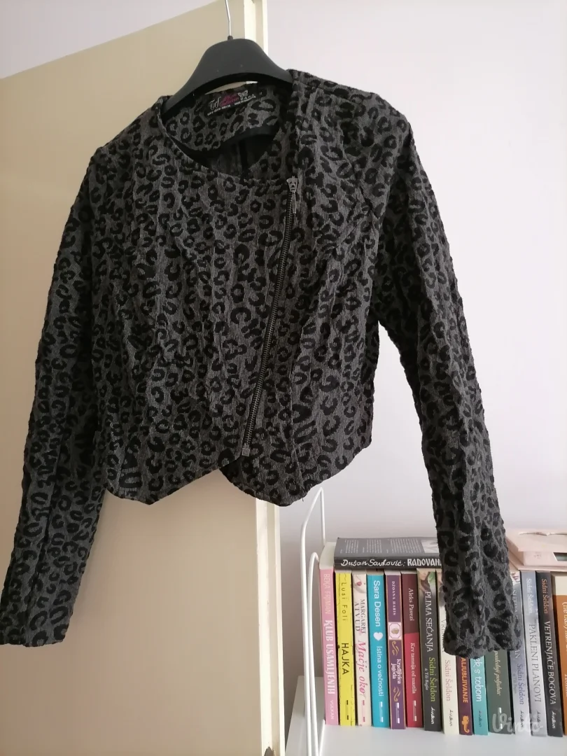 Tigrasta tamno siva jaknica Zara   M