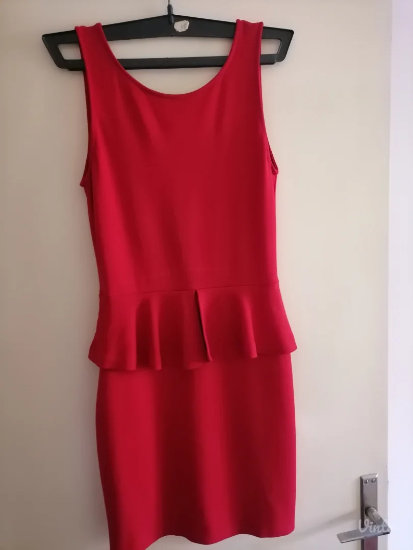 Uska crvena haljina Zara L