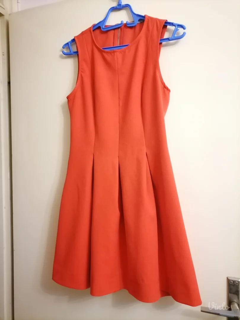 Crvena mini haljina Bershka L