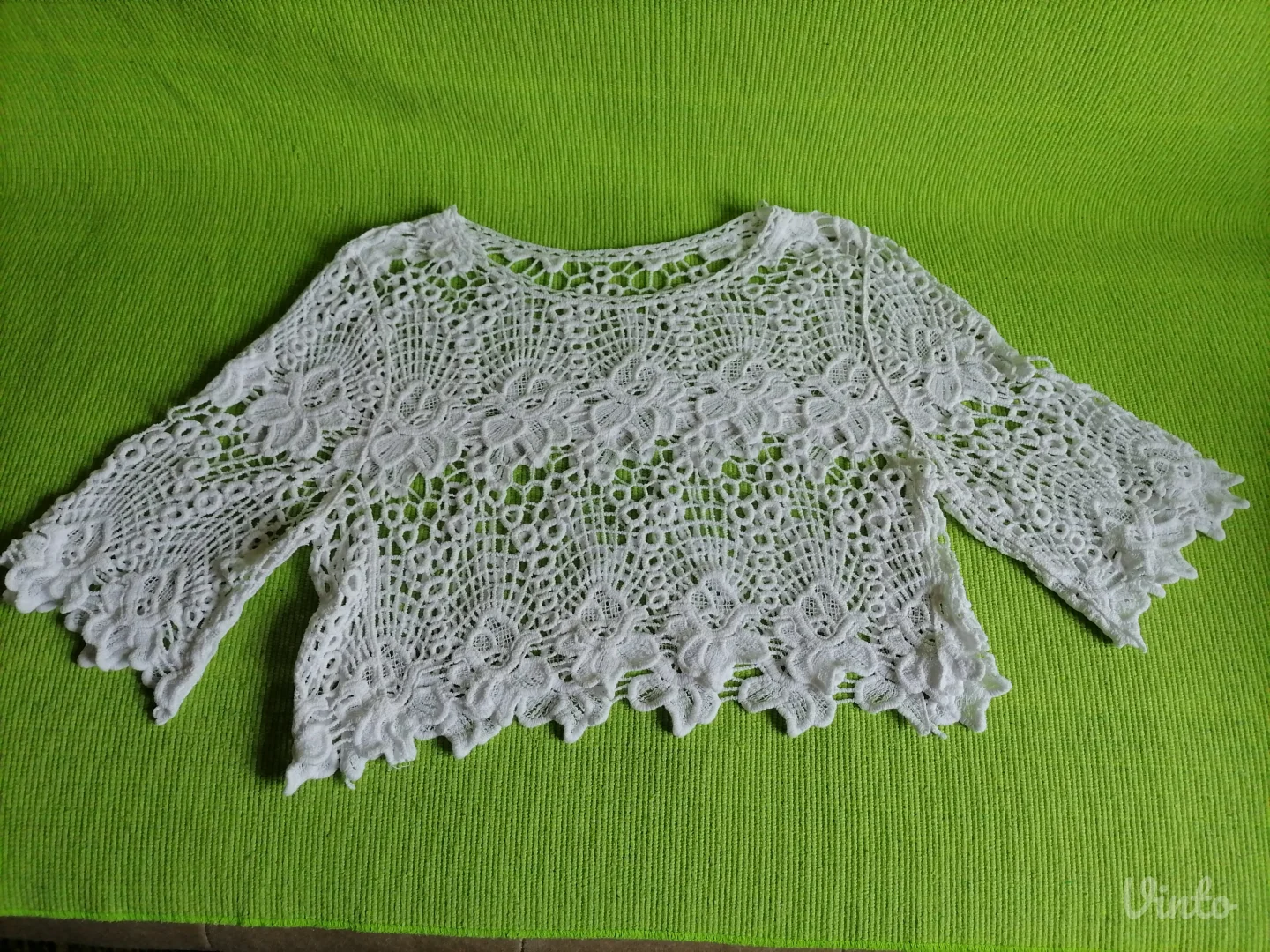 Top beli čipkasti končani S/M