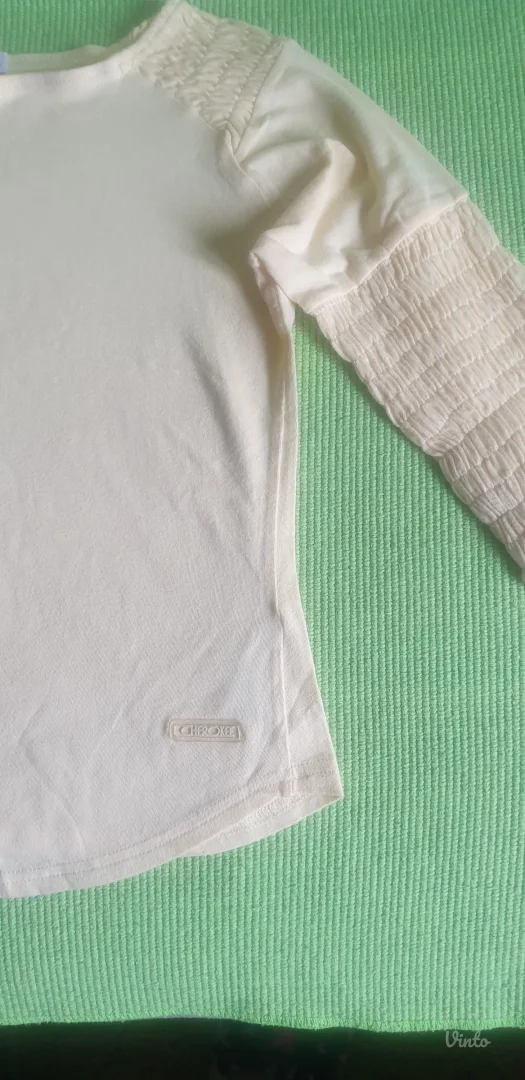 Svetlo žuta majica dug rukav