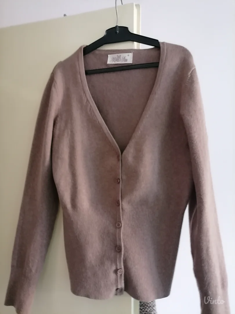 Tanji svetlo braon džermperić