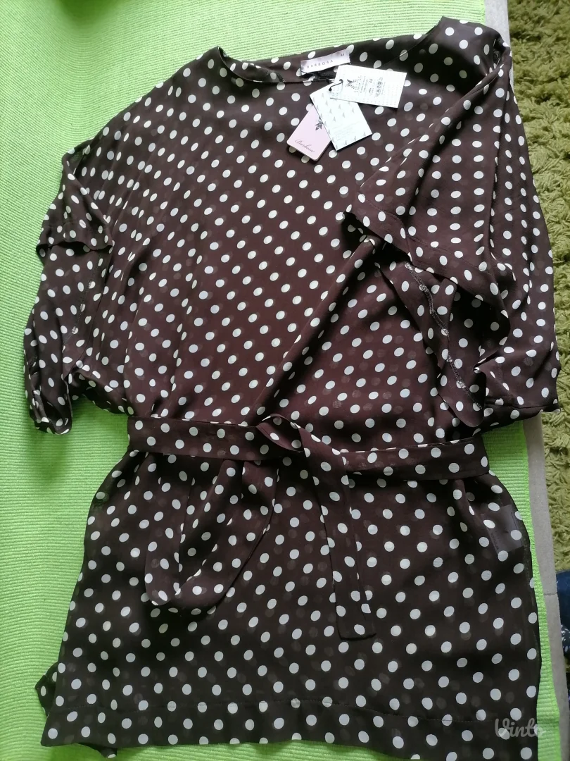 Nova bluza sa etiketom BARBOSA 48