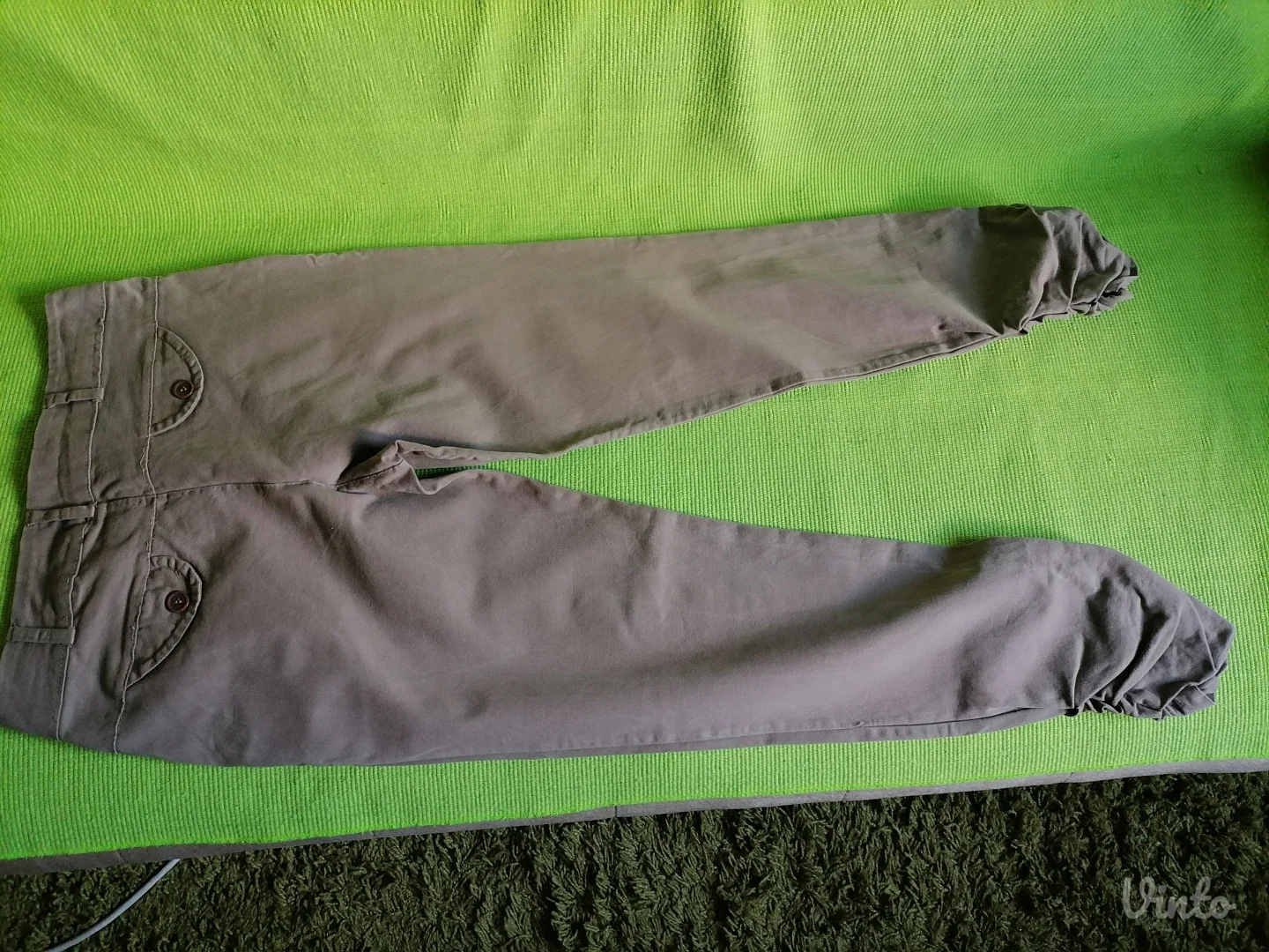 Pamučne pantalone L