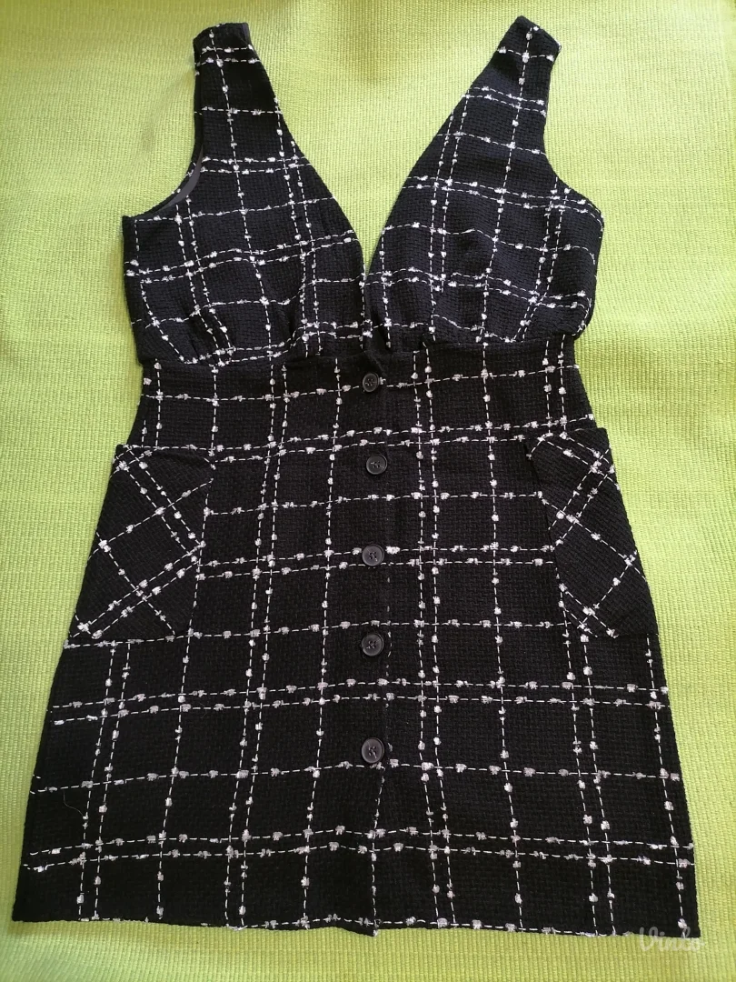 Haljina titolka TRENDYOL nova  40