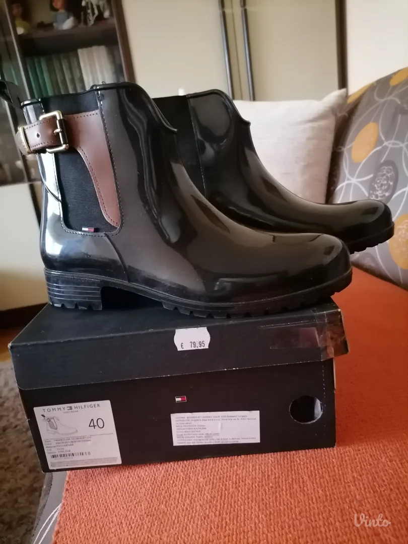 Nove gumene čizme TOMMY HILFIGER  40