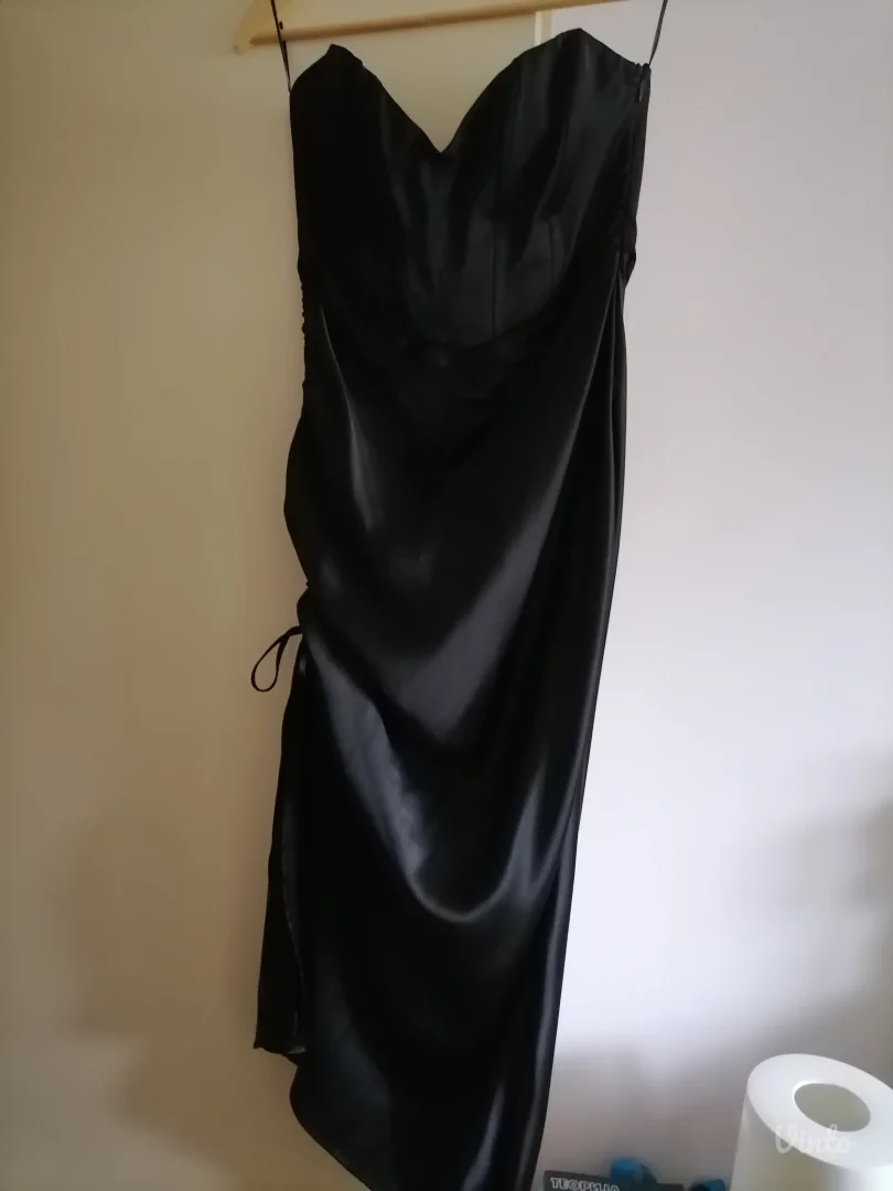 Nova crna haljina Zara svečana M