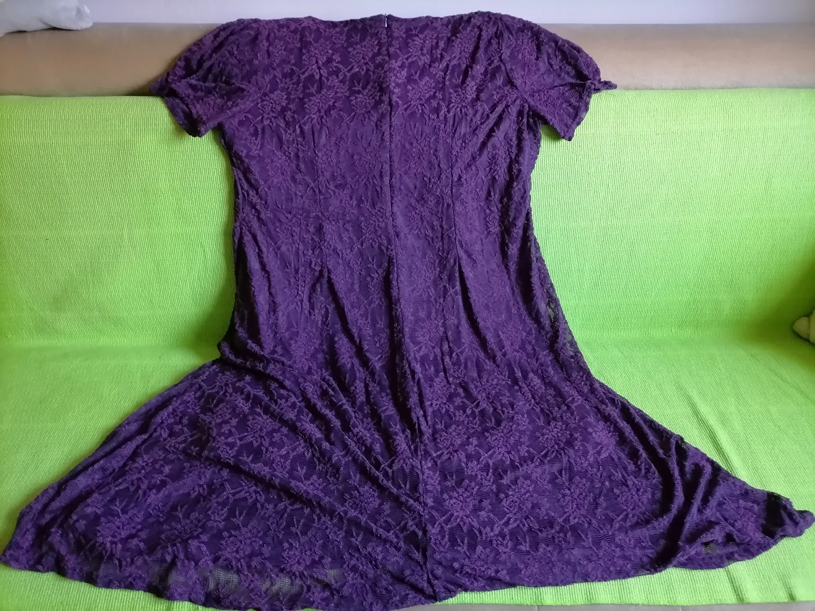 Nova čipkasta haljina 3XL