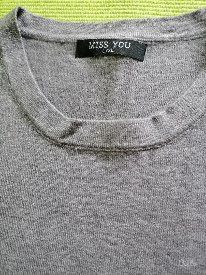 NOV sivi džemperić L/XL