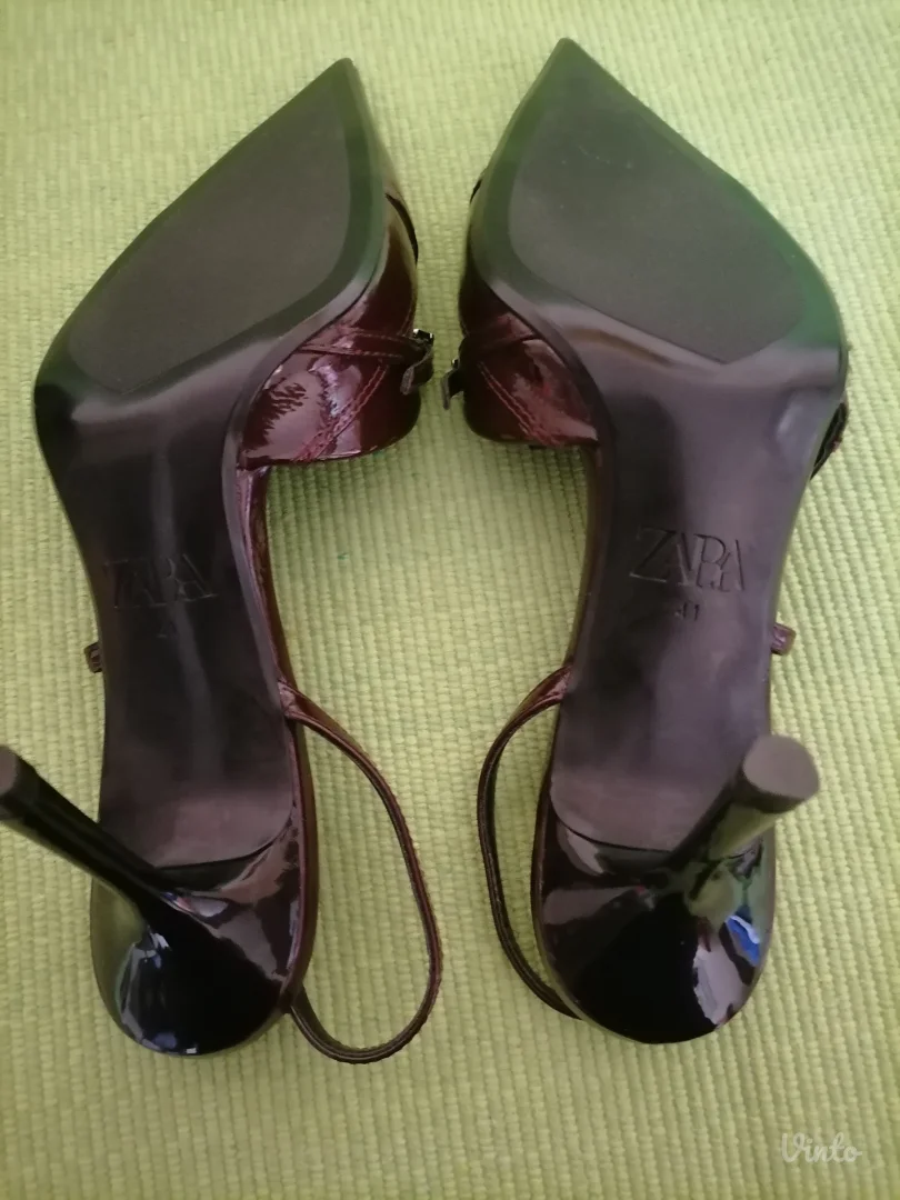 Nove elegantne štikle Zara  41