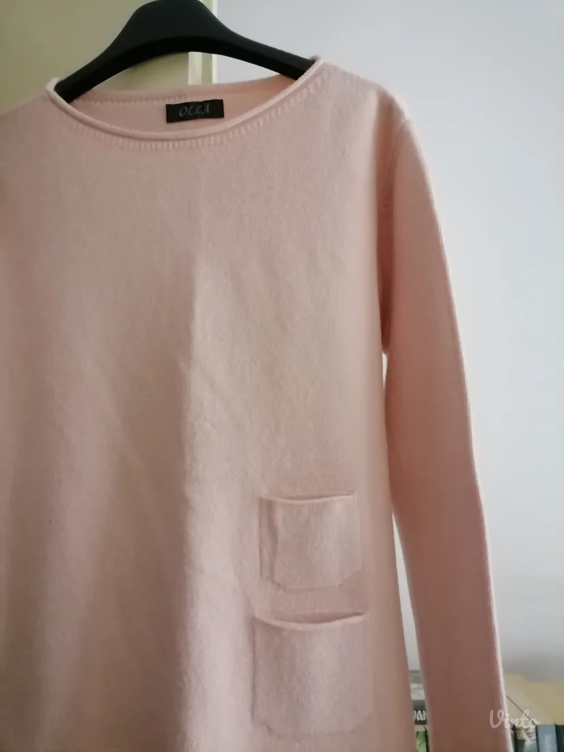 Nov roze džemperić