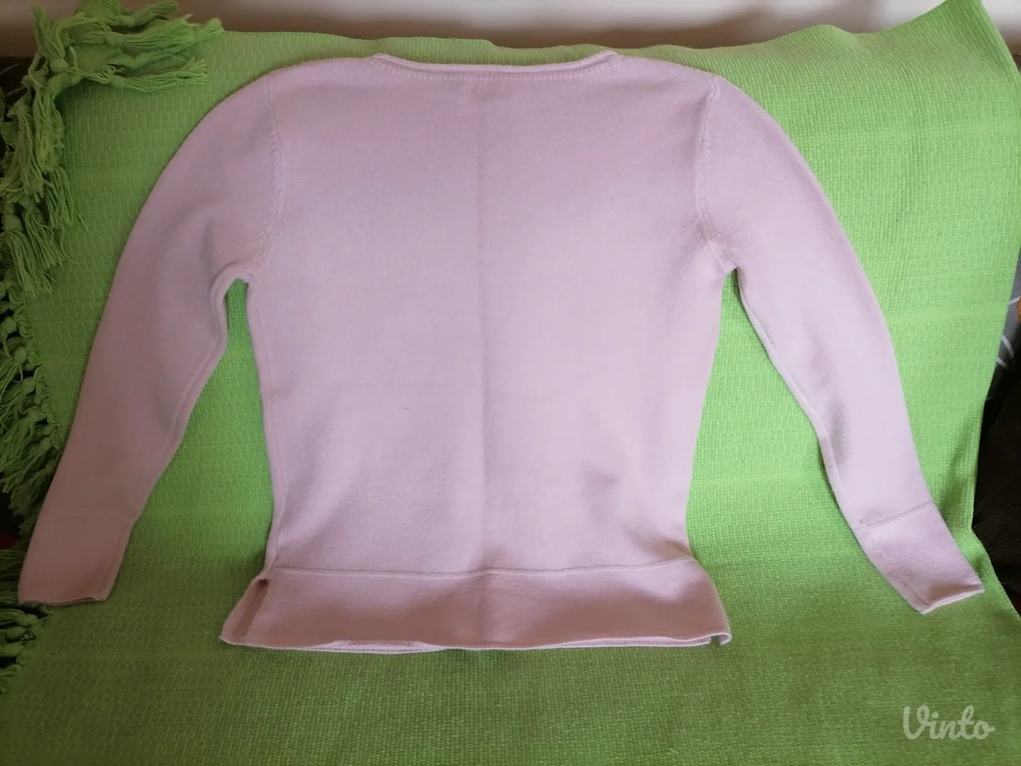 Nov roze džemperić