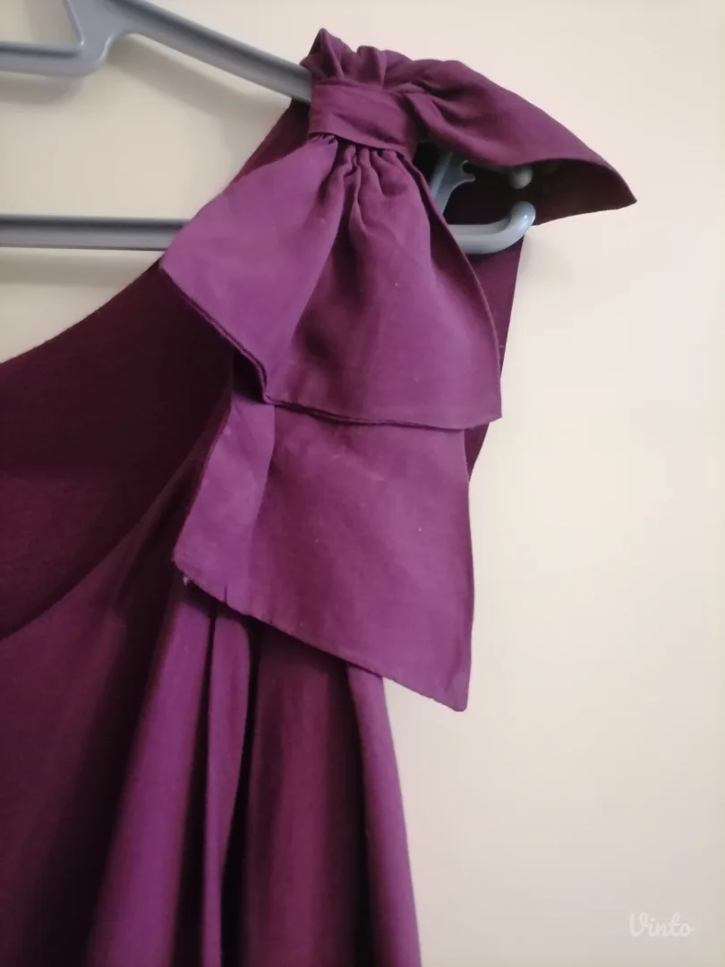 Haljina sa mašnom na ramenu Love 21